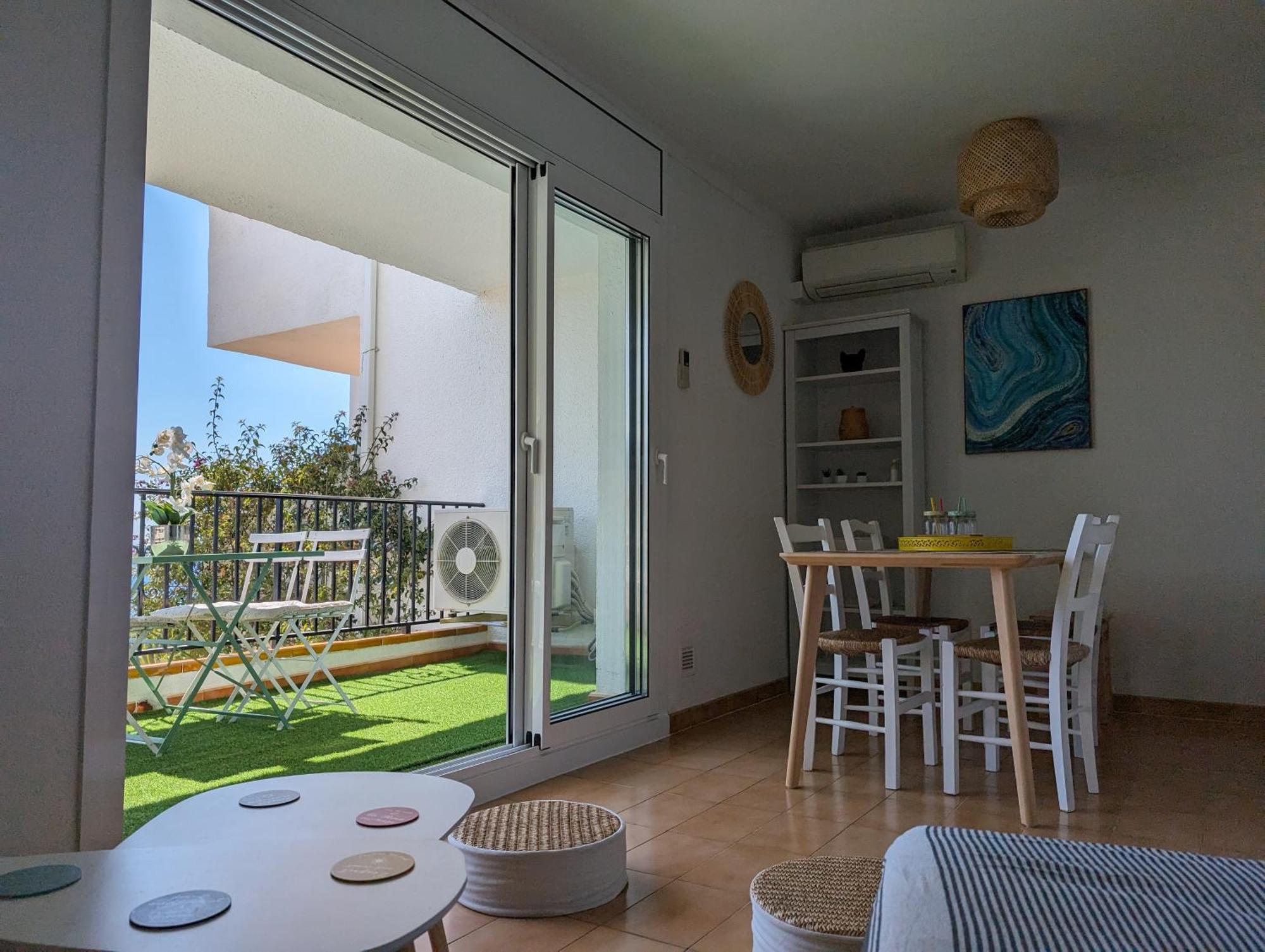 Appartement Appt Cameron Akoya Conserjeria, Vue Roses